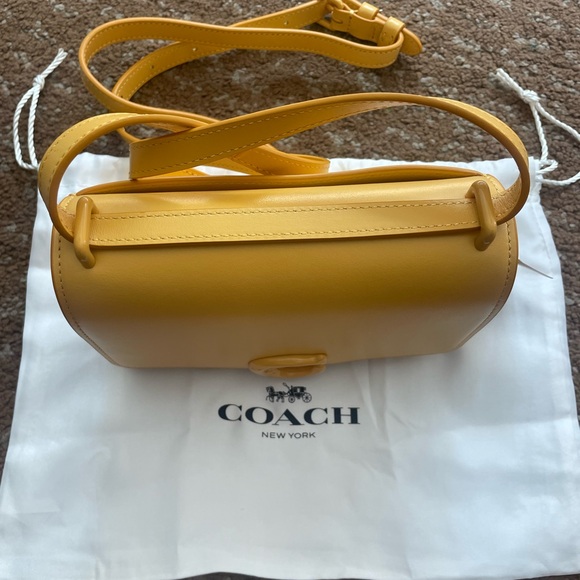 Coach Bandit Crossbody - Picture 5 of 11